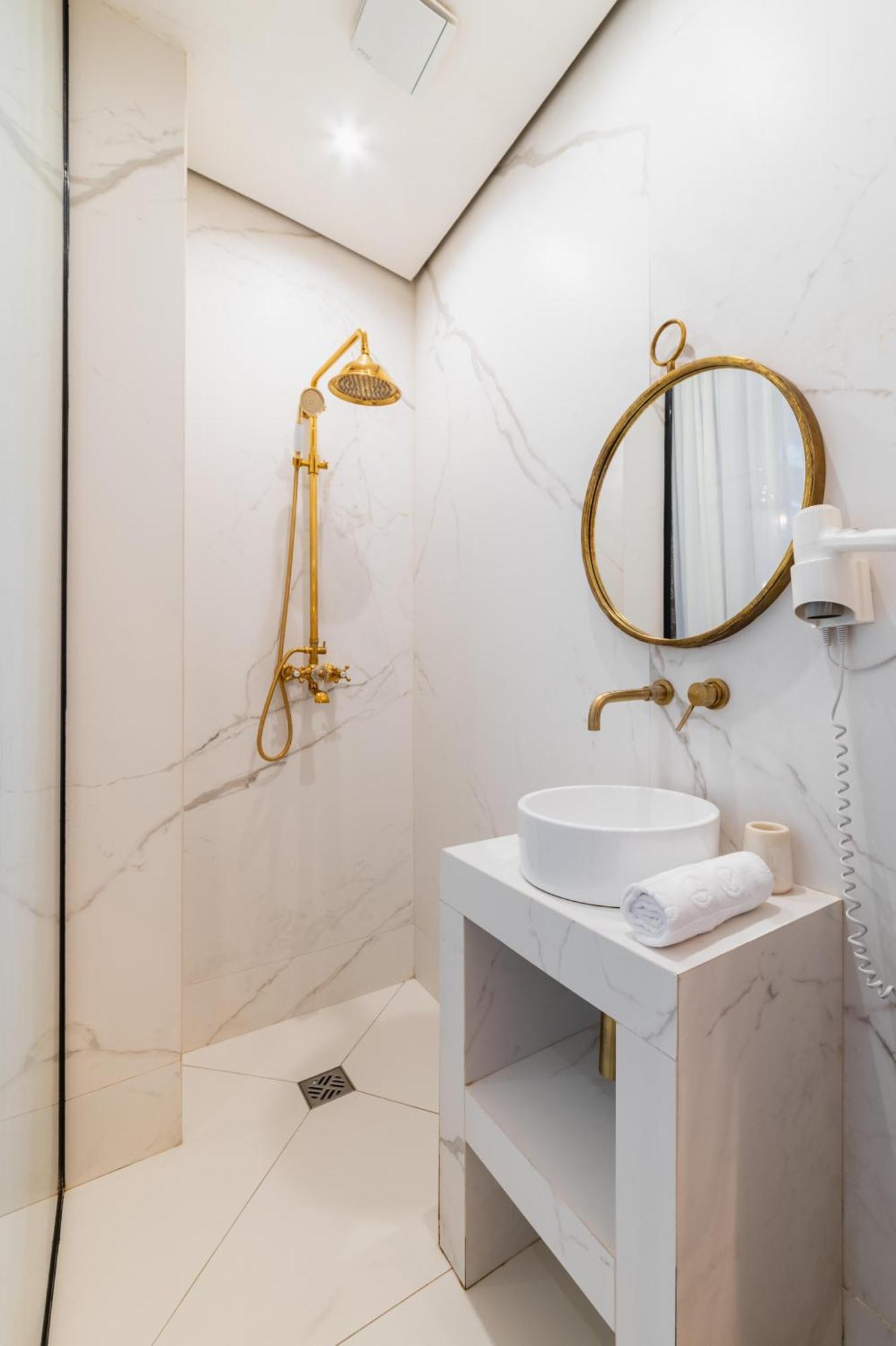 Studio Bien Equipe Proche De Toutes Commodites -2P Paris Exterior photo